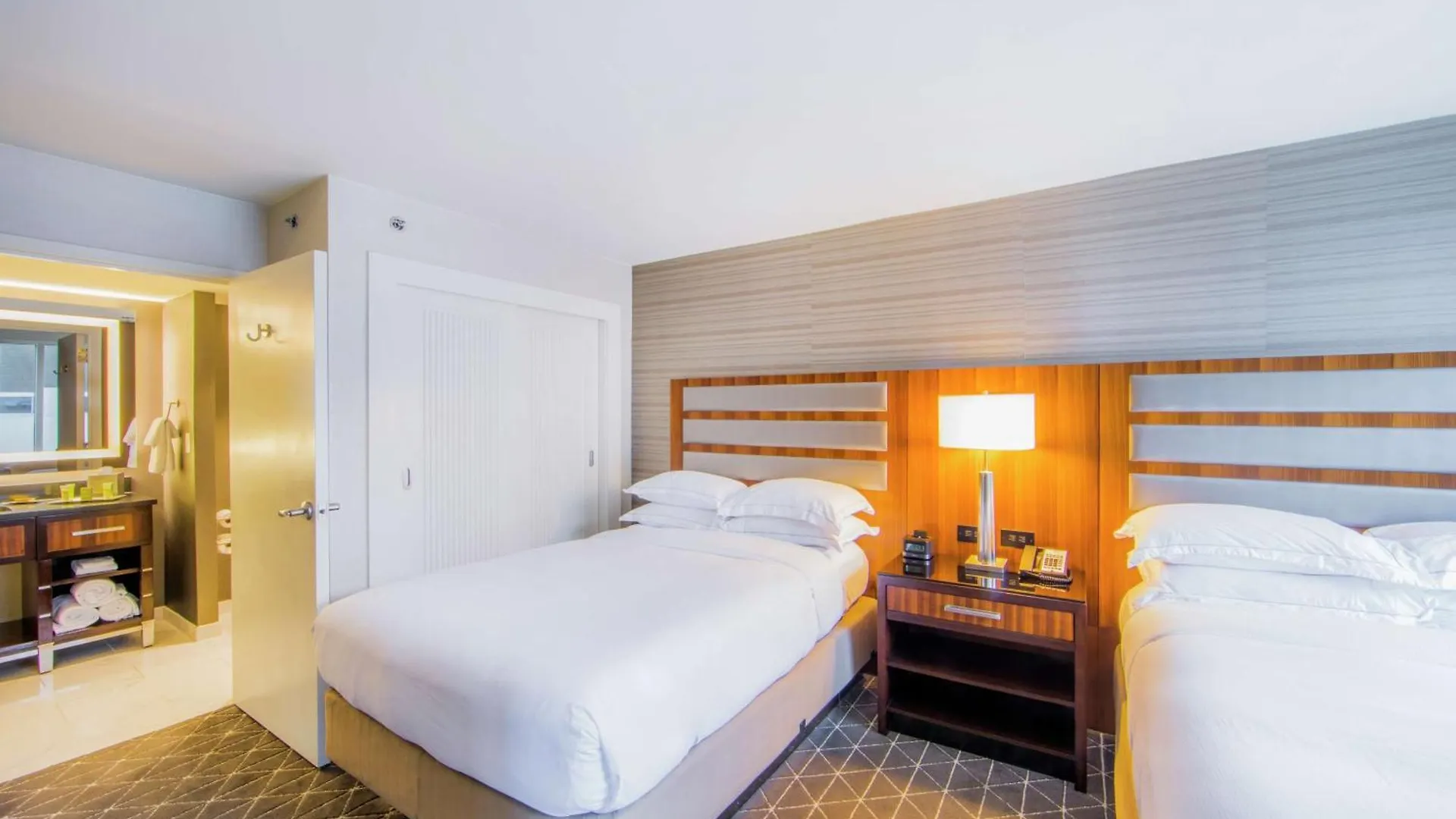 Hilton Nashville Downtown Hotel