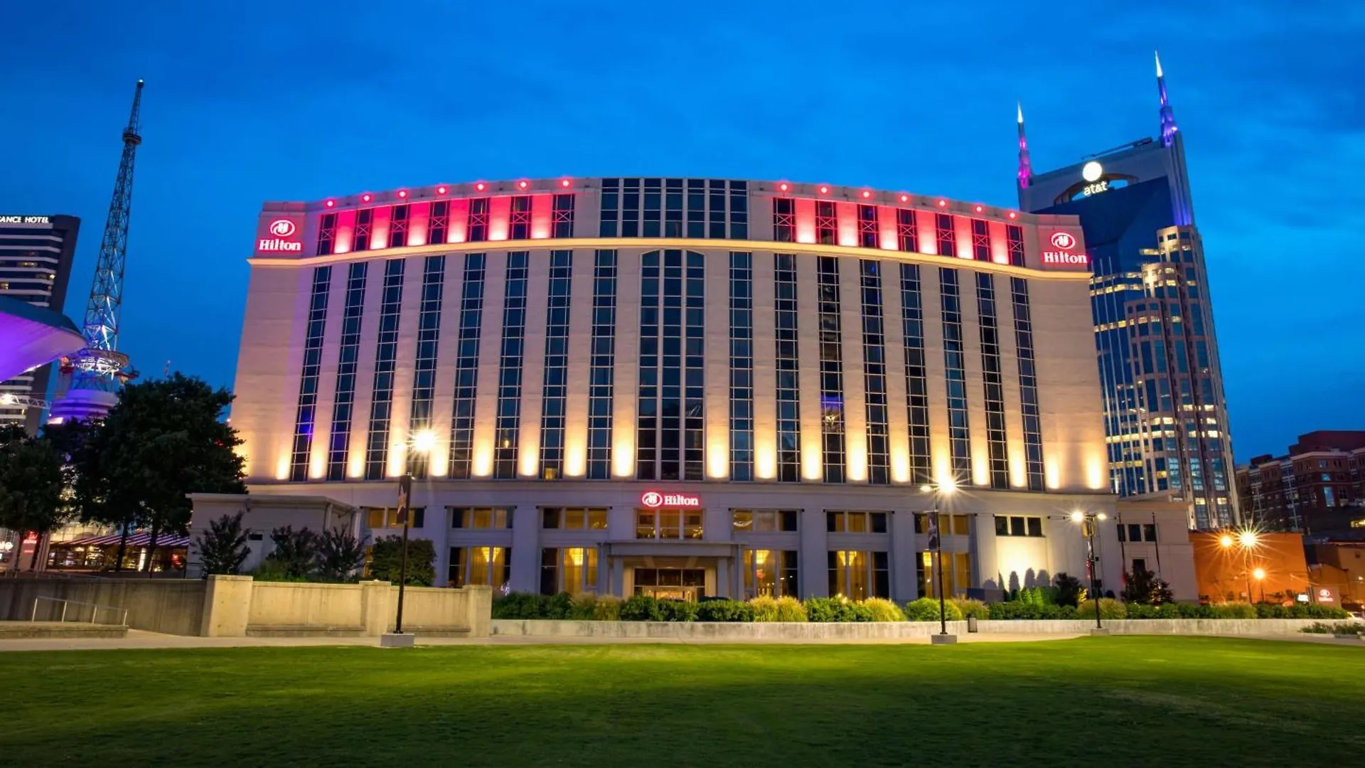 Hilton Nashville Downtown contacts